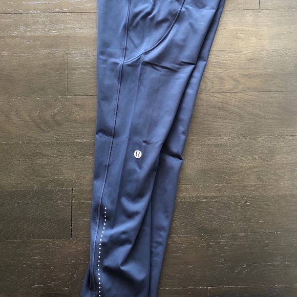 ✴️ Lululemon True Navy Fast and Free Sz 12 - Picture 10 of 11
